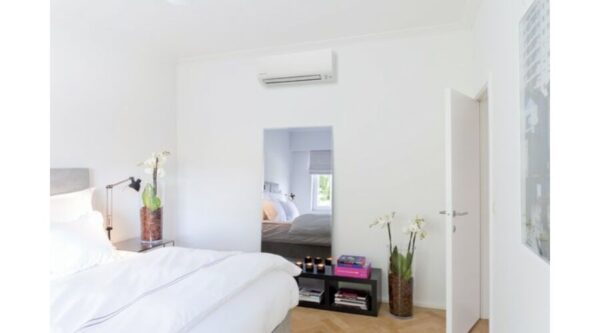 DAIKIN SENSIRA FTXF50D/RXF50D OLDALFALI SPLIT KLÍMA CSOMAG 5 KW
